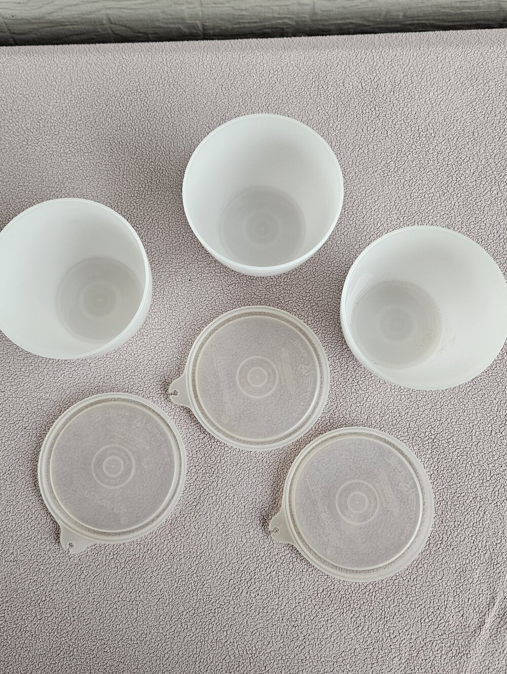 VTG Tupperware Condiment Caddy With Holder 3 Containers Lids Almond Clear - Picture 8 of 10